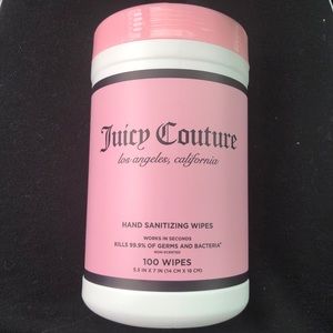 Juicy Couture Wipes